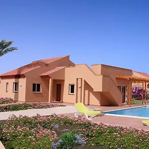 https://villas-corralejo-2.in-canary-islands.com